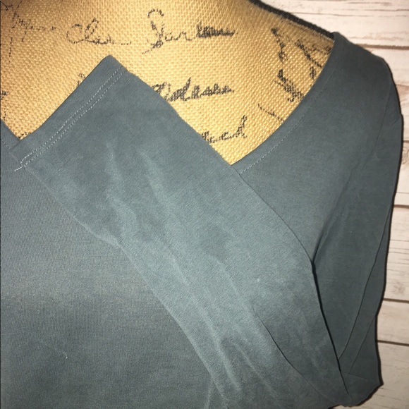 Old Navy Long Sleeve - Picture 3 of 4